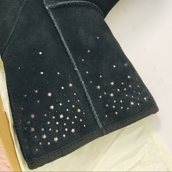 Ugg Classic Short Stargirl Boot - Picture 3 of 7